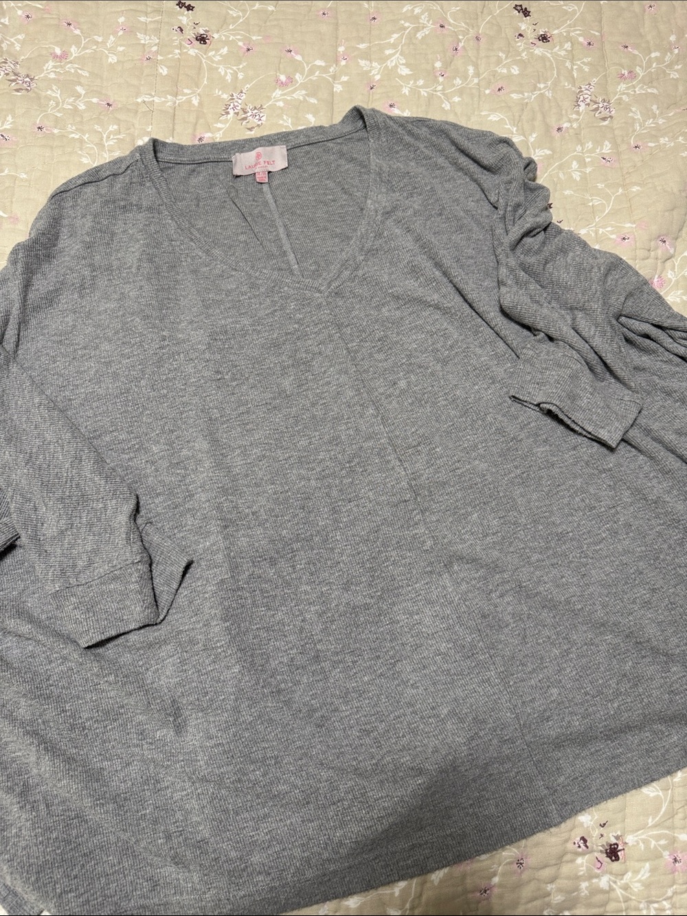 Laurie Felt Gray V-Neck Lightweight shirt